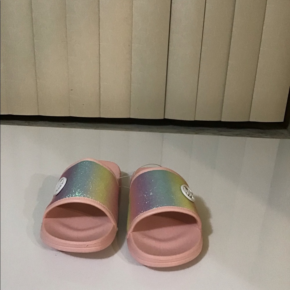 GIRLS MK SLIDES